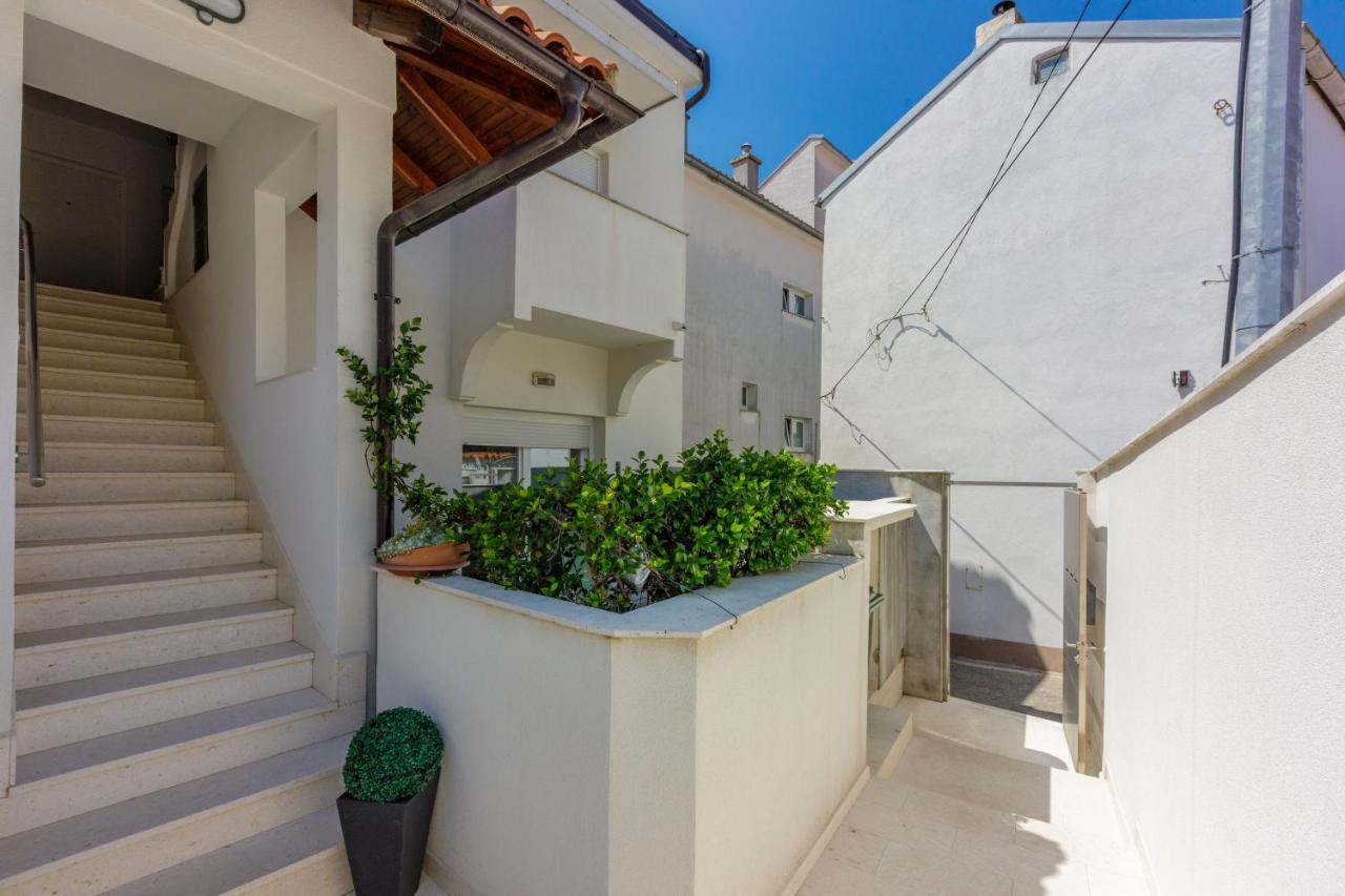 Apartmani Ilicevic Crikvenica Bagian luar foto